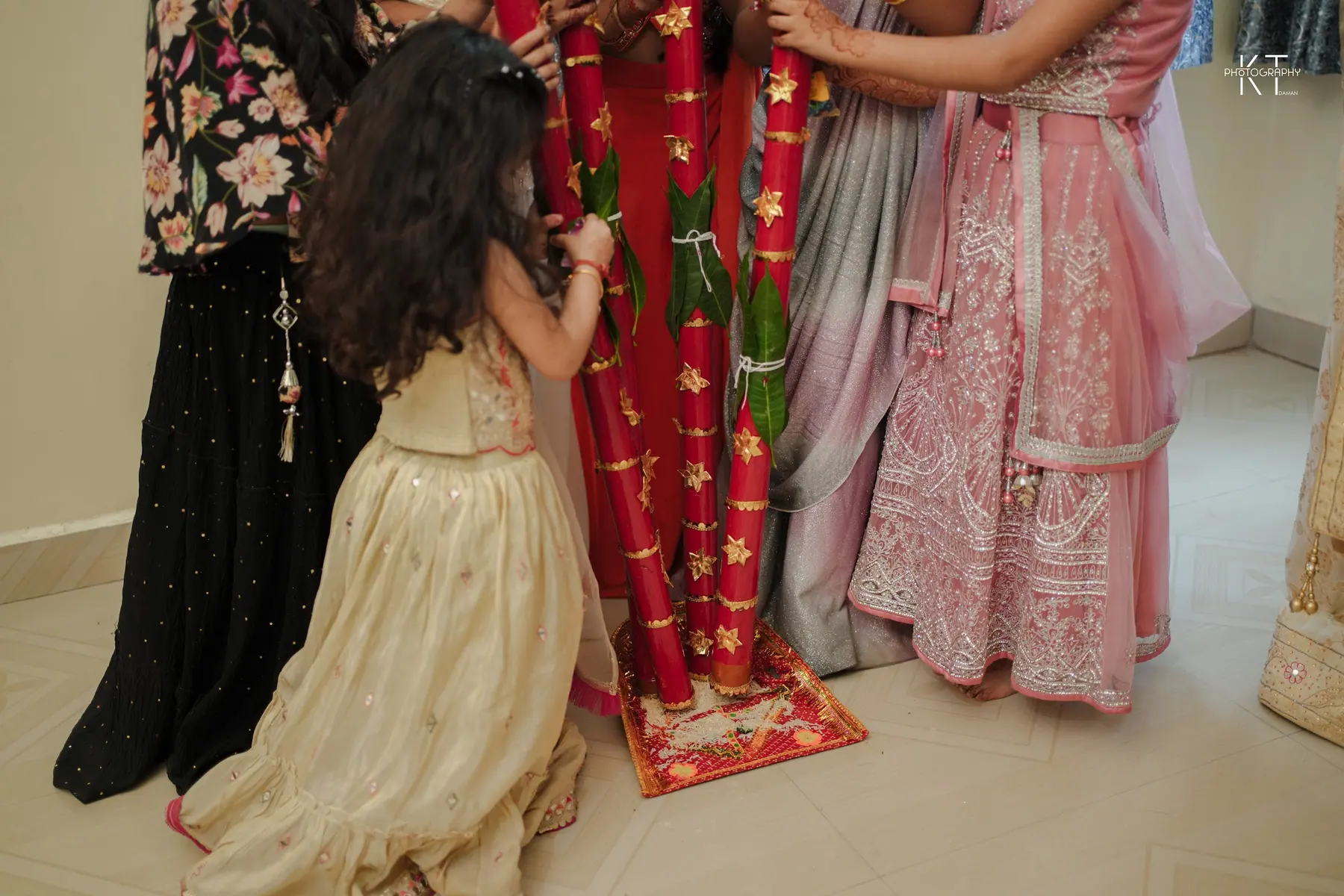 Sunil & Vaishnavi haldi photograph by KT Photography