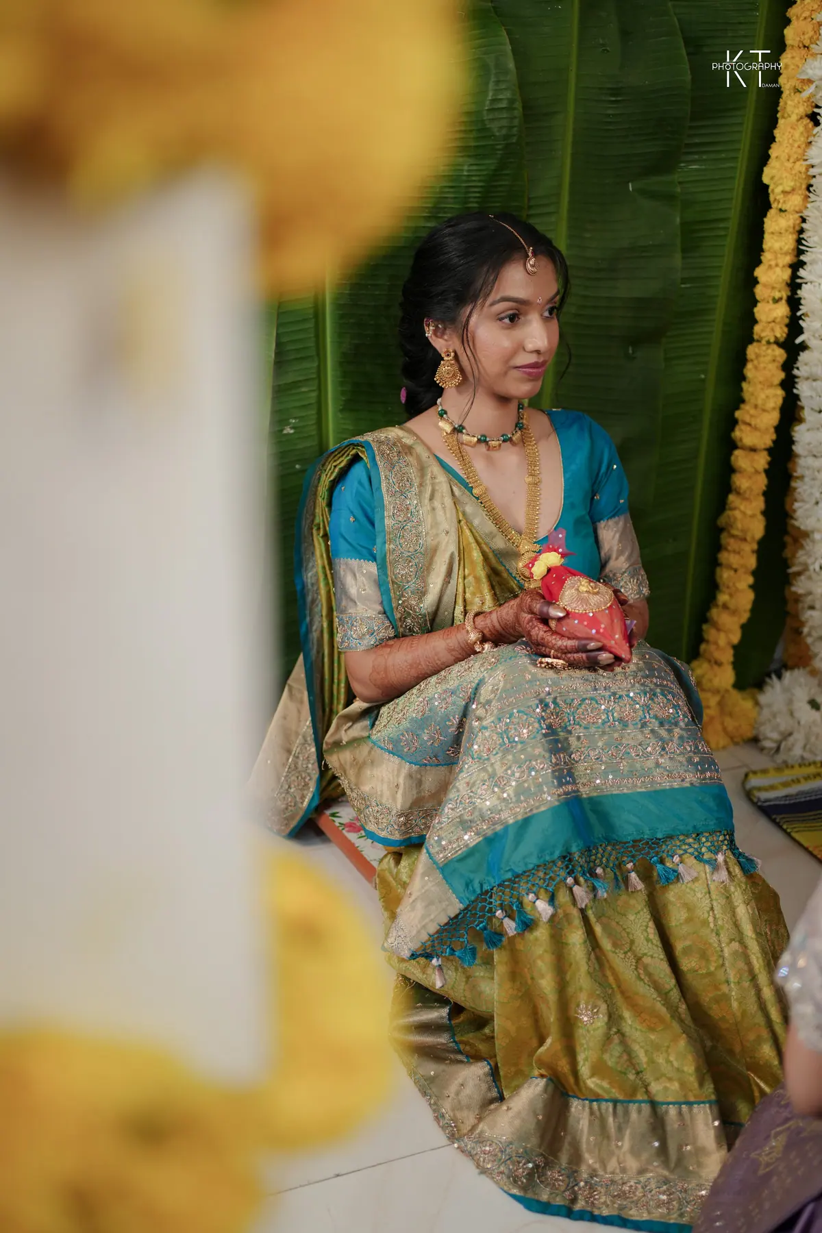 Sunil & Vaishnavi haldi photograph by KT Photography