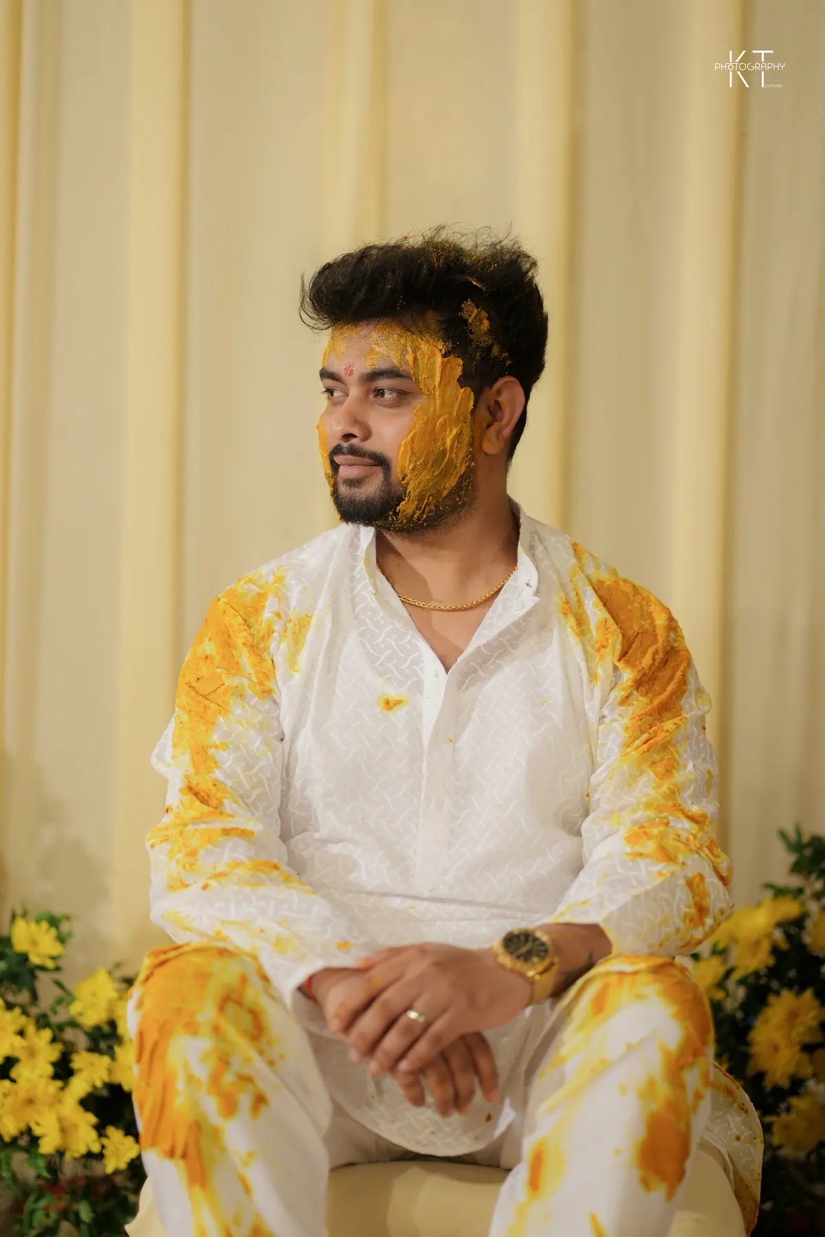 Sunil & Vaishnavi haldi photograph by KT Photography