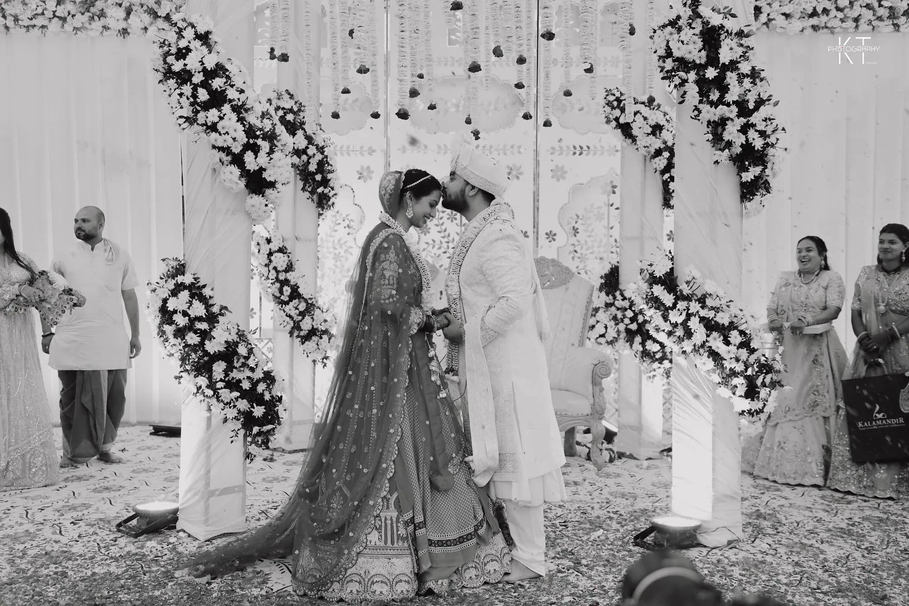 Sunil & Vaishnavi wedding photograph by KT Photography