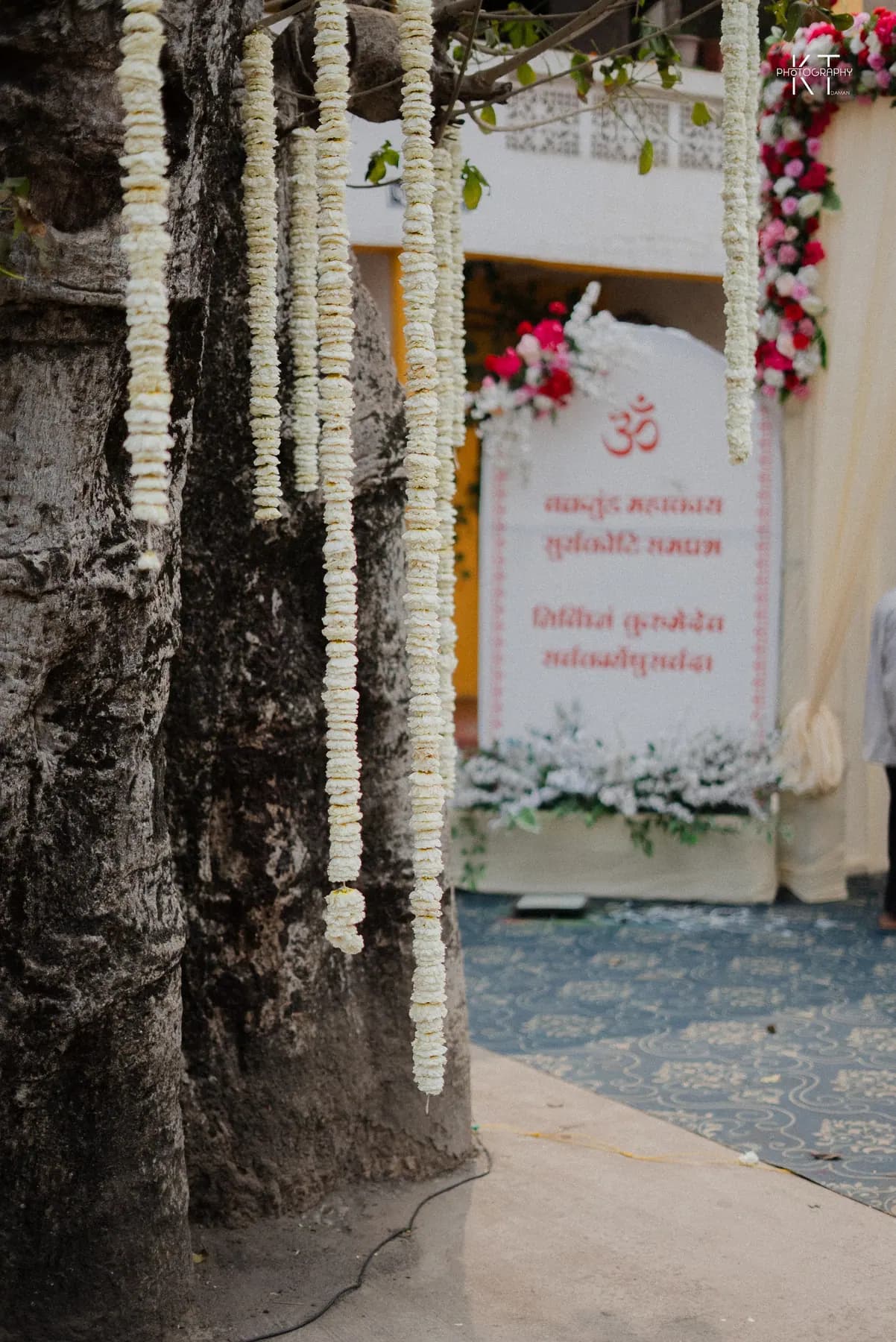 Sunil & Vaishnavi wedding photograph by KT Photography