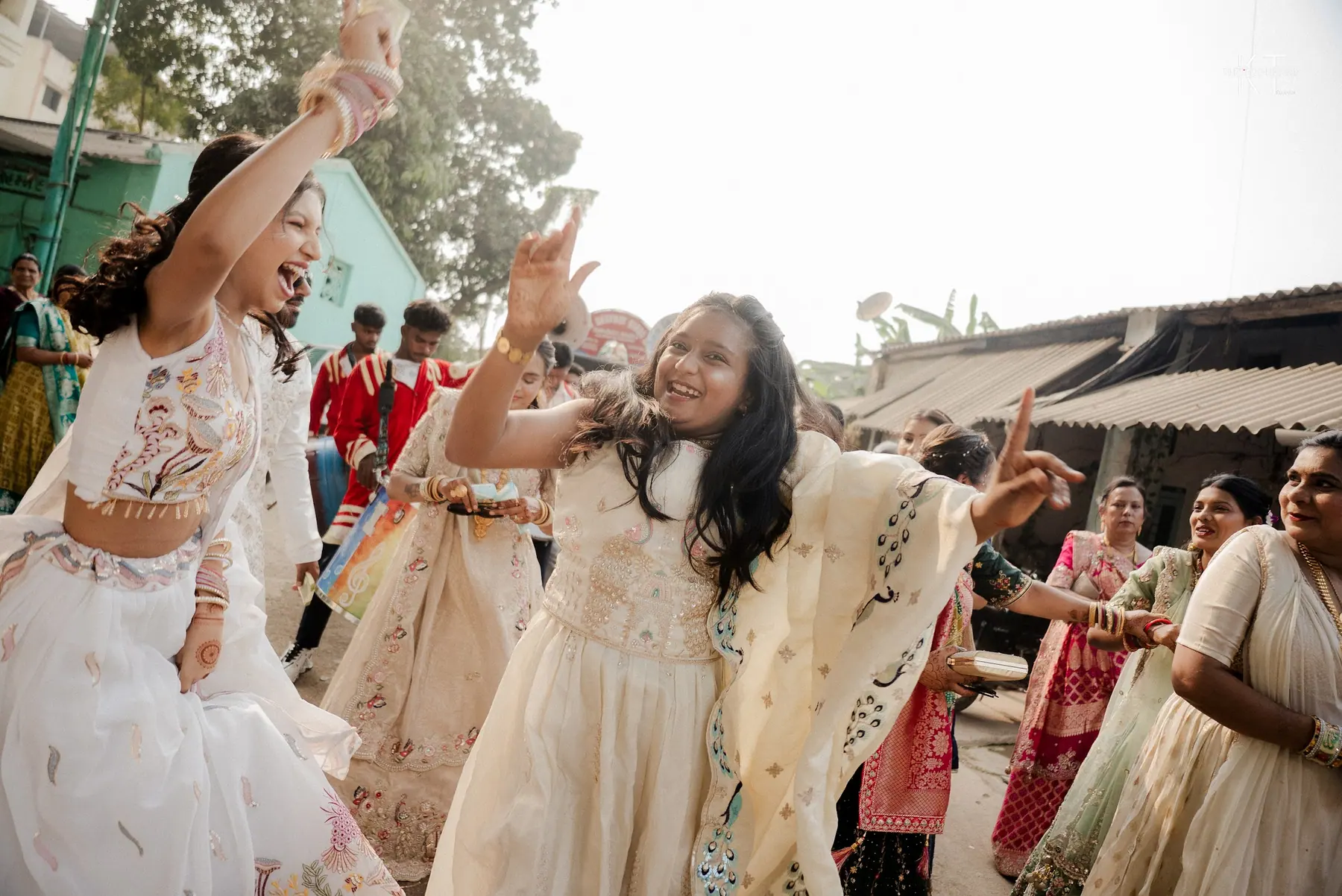 Sunil & Vaishnavi wedding photograph by KT Photography