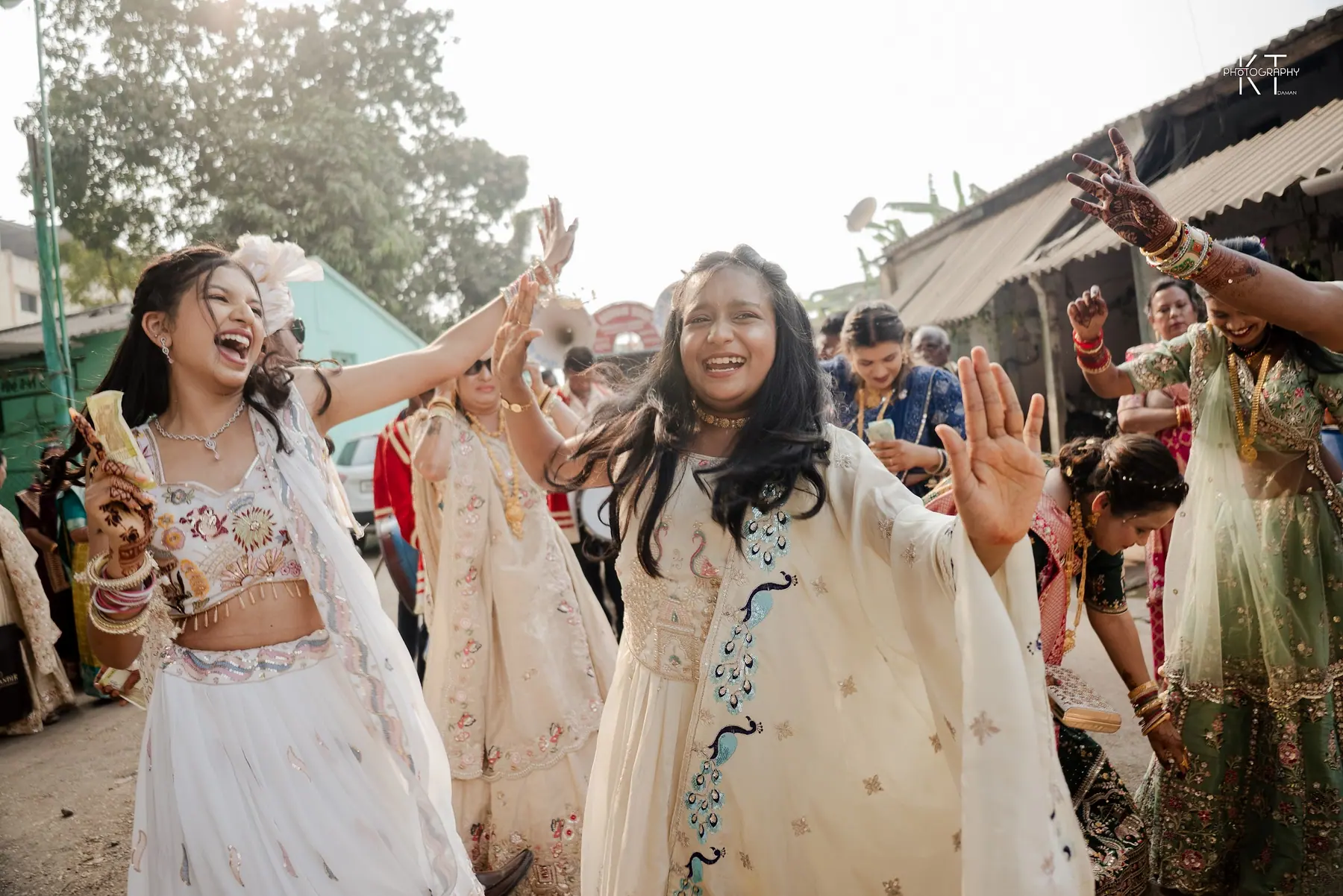 Sunil & Vaishnavi wedding photograph by KT Photography
