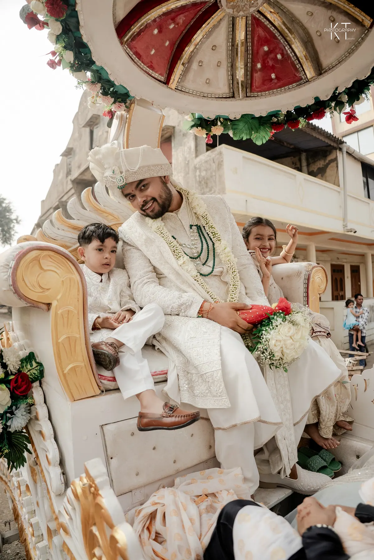 Sunil & Vaishnavi wedding photograph by KT Photography